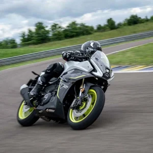 tornado_550_pista